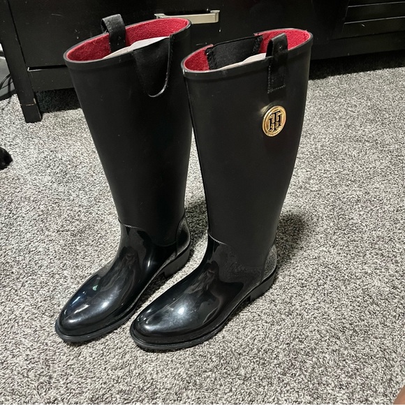 S|O|L|D❌Karissa Rain Boots Tommy Hilfiger size 8 - Picture 9 of 10